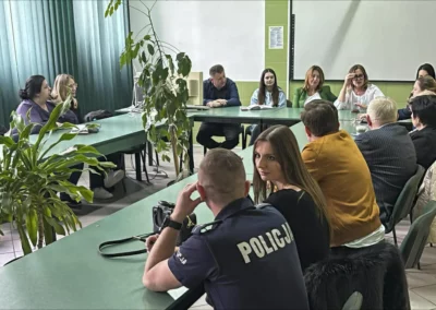 Rozmowy przedstawicieli CAL i CKZiU Nr 2 w Radomiu podczas spotkania